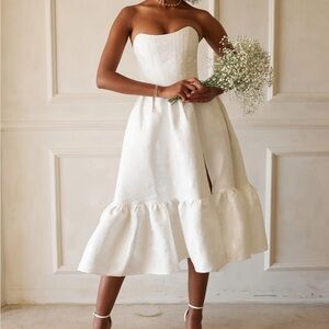 The Virginia Dress in White Baroque Floral